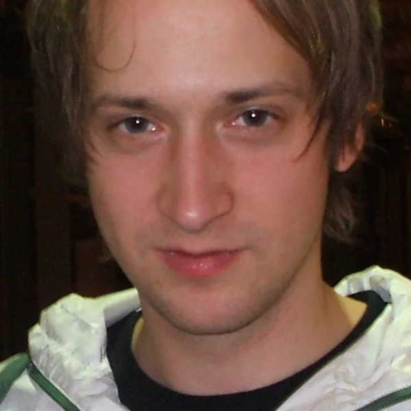 Simon Triebel