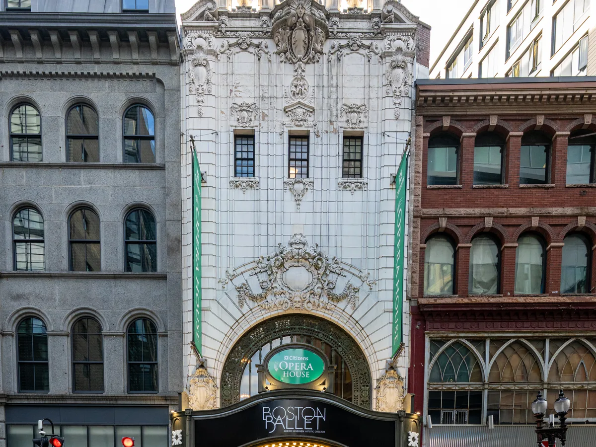 Boston Lyric Opera