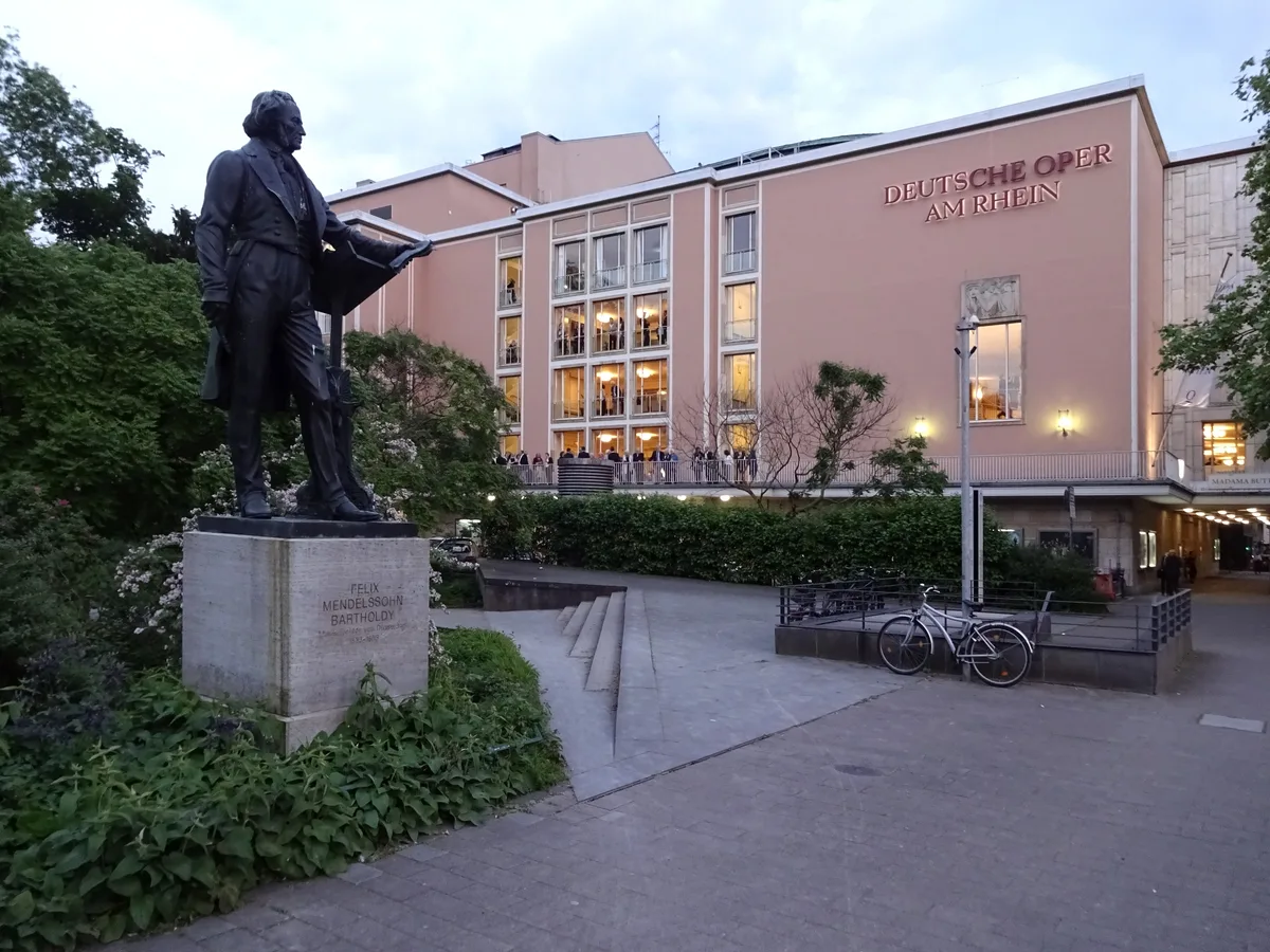 Deutsche Oper am Rhein