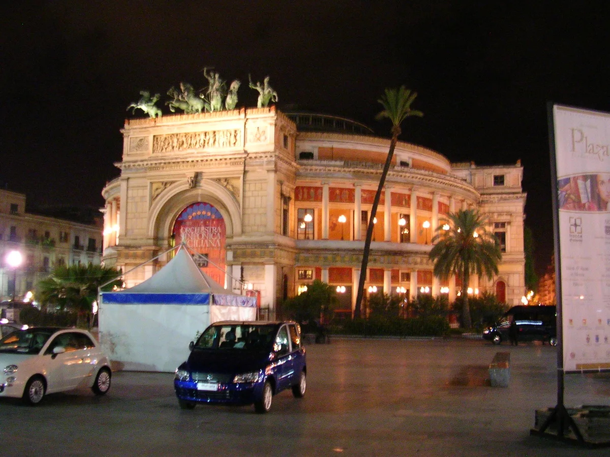 Teatro Politeama Greco